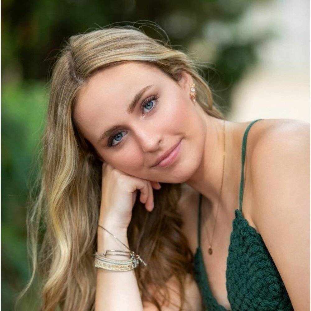 Meet your Posher, Maddy